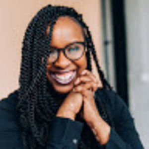 Meet your Posher, Lydie